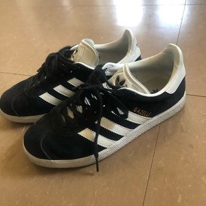 Adidas Gazelle sneakers